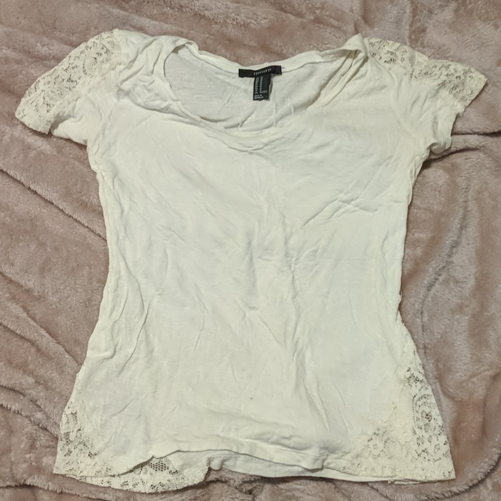 Short sleeve lace accent top